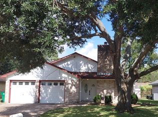 1305 Sagebrush St, Angleton, TX 77515