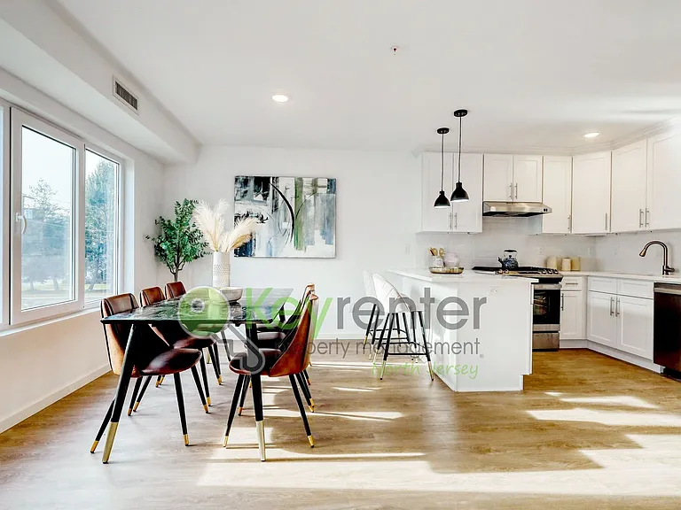176 Pennington Ave #9 — Photo 9