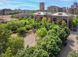 1030 NW Johnson St APT 223, Portland, OR