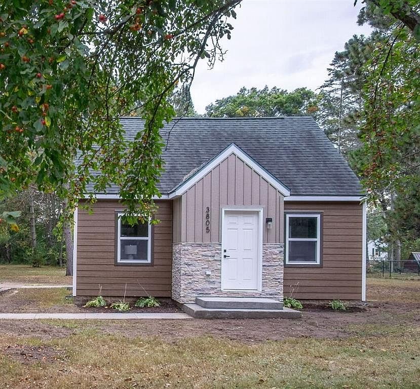 3805 North Shore Drive, Eau Claire, WI 54703 Zillow