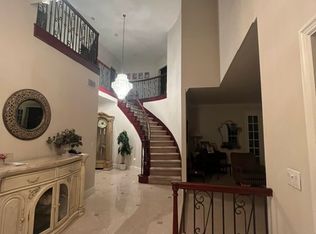 7500 Southby Dr, Canoga Park, CA 91304
