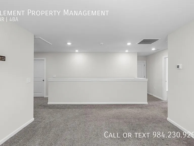 2466 Hutch Ln #1 — Photo 22
