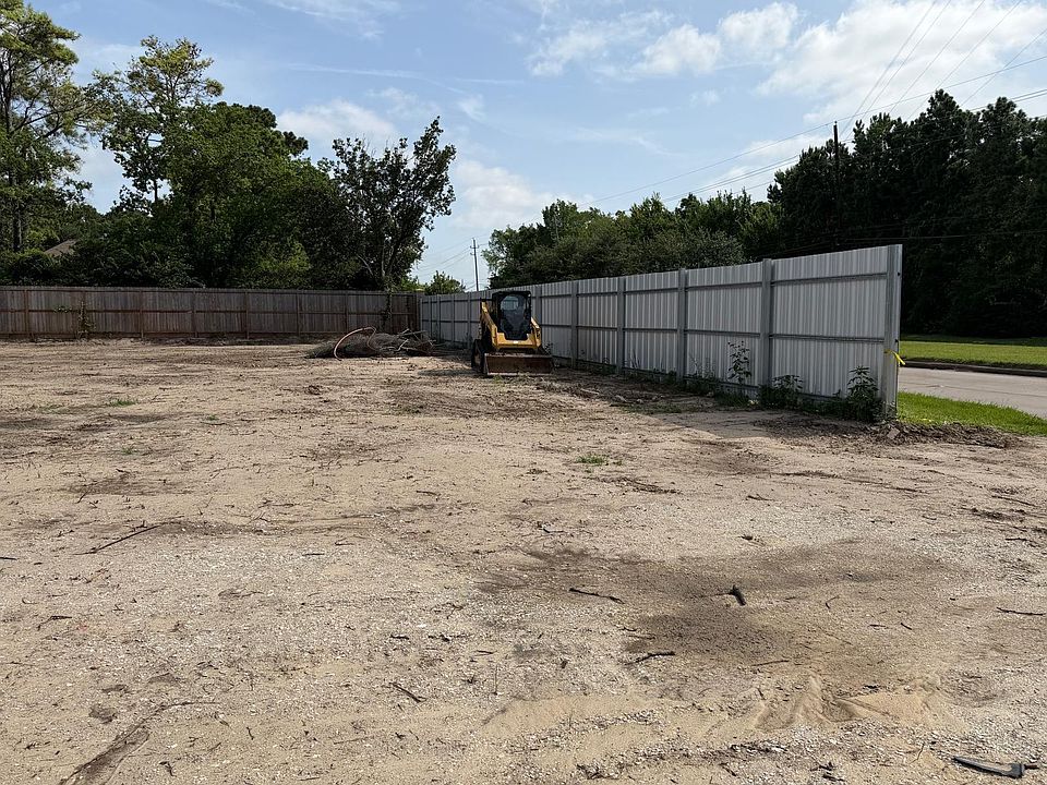 1st image of 7605 Fairbanks N Houston Rd