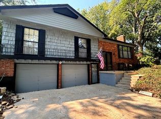 8823 E 57th St, Raytown, MO 64133