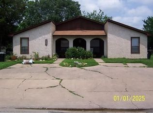 1529 Pine Ridge Dr #A-B, College Station, TX 77840
