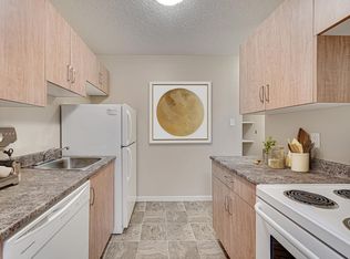 St. Charles Place, Saskatoon, SK S7M 5A7