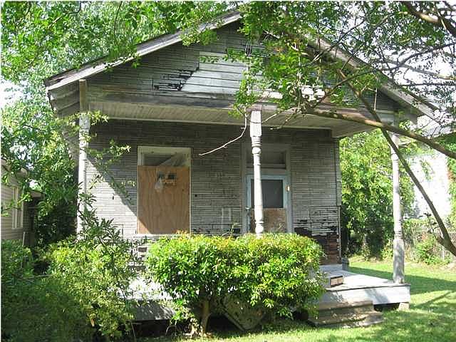 2nd image of 1356 Saint Madar St