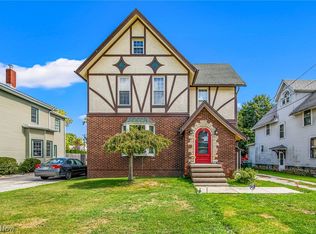 165 S Eagle St, Geneva, OH 44041