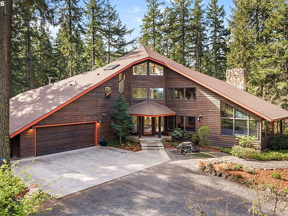 2nd image of 2000 Paradise Ridge Rd