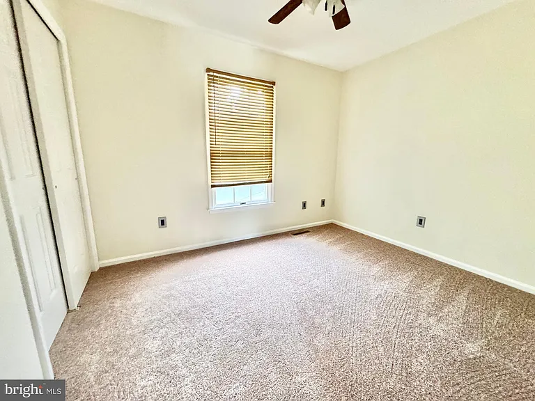 501 Falcon Dr — Photo 25