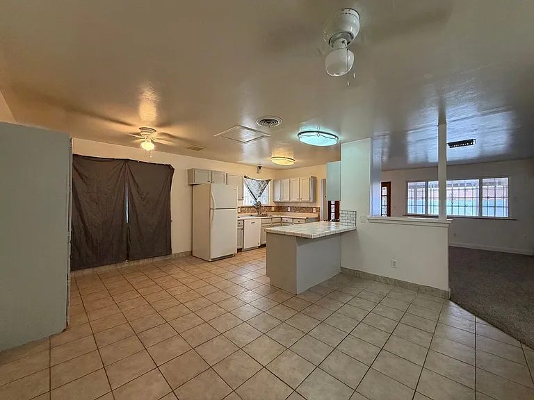 424 Oakmont Dr — Photo 11