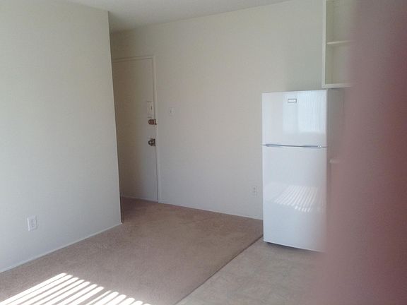 3rd image of 16924 Crenshaw Blvd #7