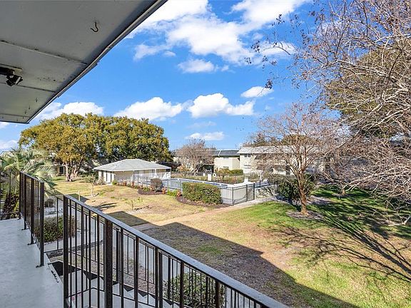 4th image of 525 Conway Rd APT 31