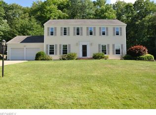 8542 Bayberry Dr NE, Warren, OH