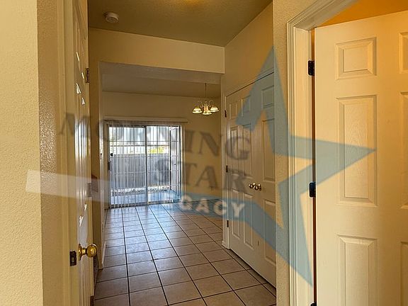 5th image of 450 Ithaca Ct #14
