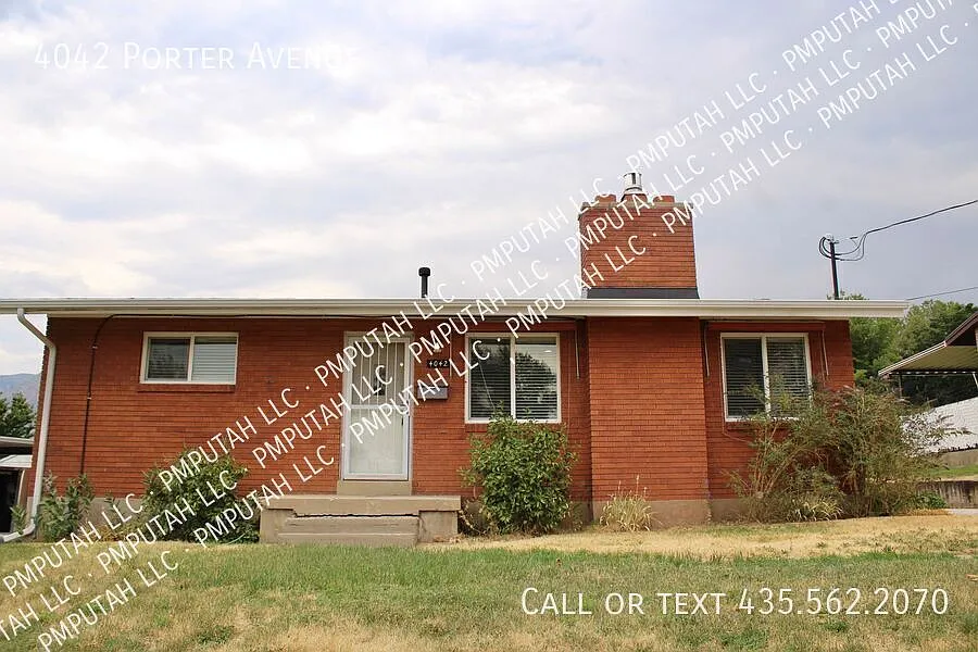 4042 S Porter Ave