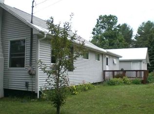 114 Longview Dr, Gloversville, NY 12078