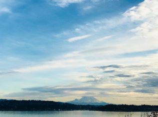 6657 NE Windermere Rd, Seattle, WA 98115