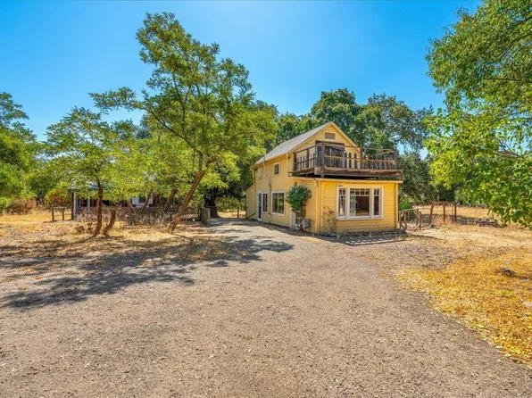 19434 8th Street E, Sonoma, CA 95476