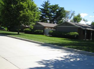 46 N 15th St APT 3, Saint Charles, IL 60174