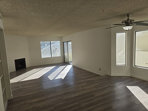 5th image of 134 N Clark Dr APT 207