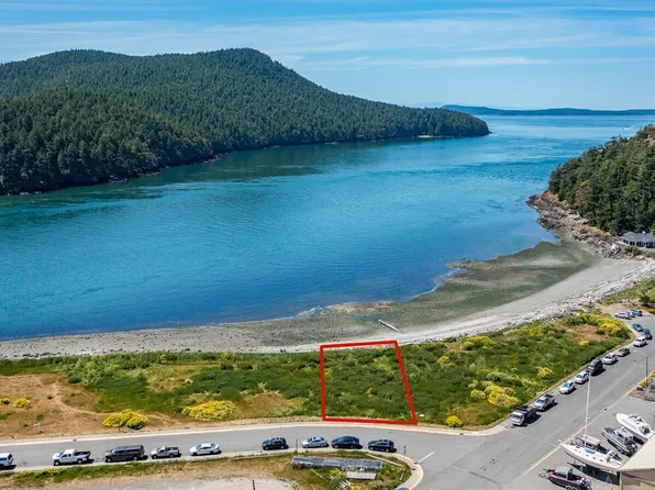 5915 Flounder Bay Lane, Anacortes, WA 98221