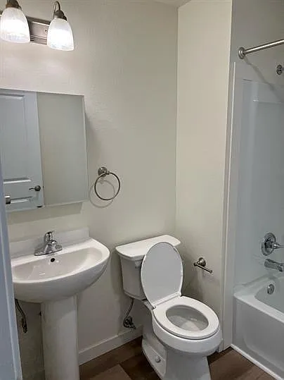 112 Blair Dr — Photo 11