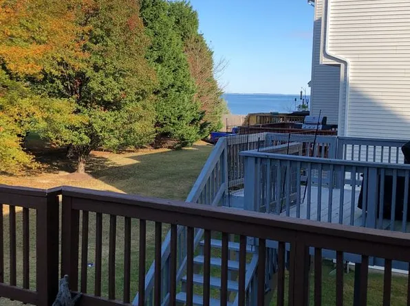48390 Sunburst Dr, Lexington Park, MD 20653