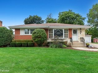 1006 N Wilshire Ln, Arlington Heights, IL