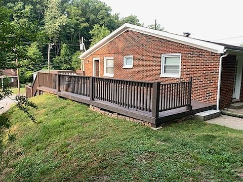 3rd image of 7135 Sissonville Dr