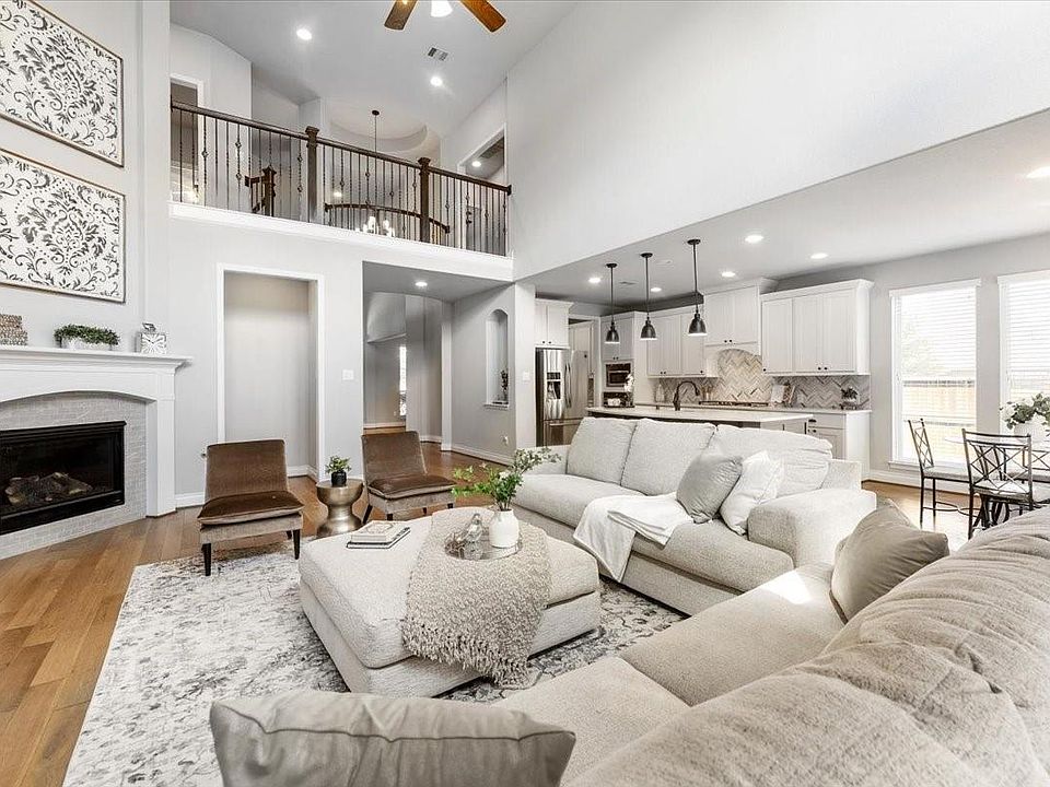 1st image of 18843 Collins View Dr