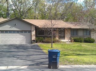 1764 Hickory Hl, Eagan, MN 55122