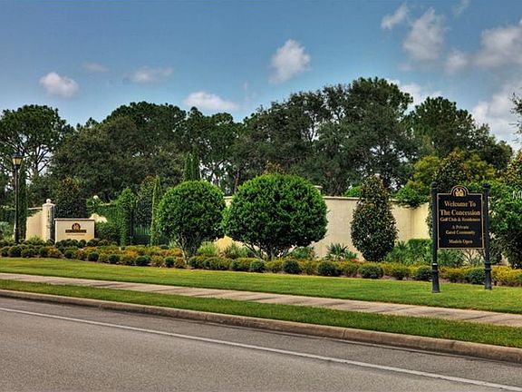 2nd image of 8483 Lindrick Ln