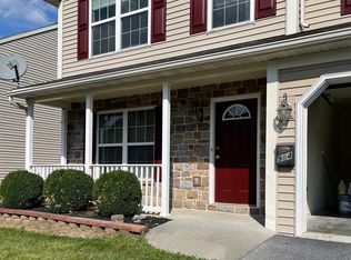 984 Clematis St, Reading, PA 19608