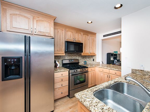 3rd image of 2264 Birch Glen Ave #144