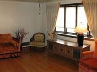 1080 Whitehead Ln, Irwin, PA 15642