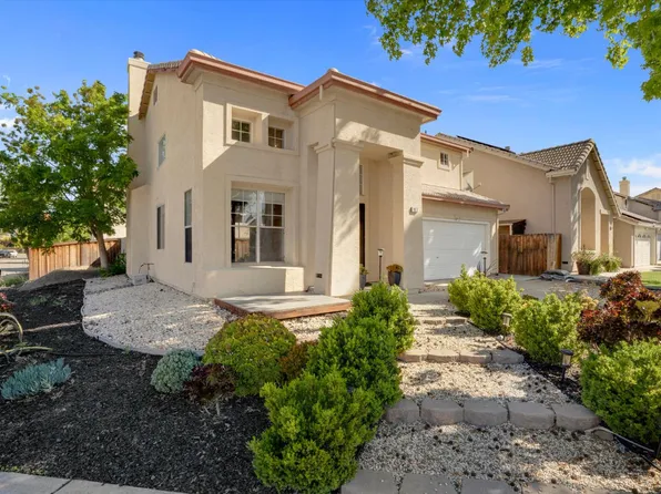 1977 Grove Ct, Tracy, CA 95376