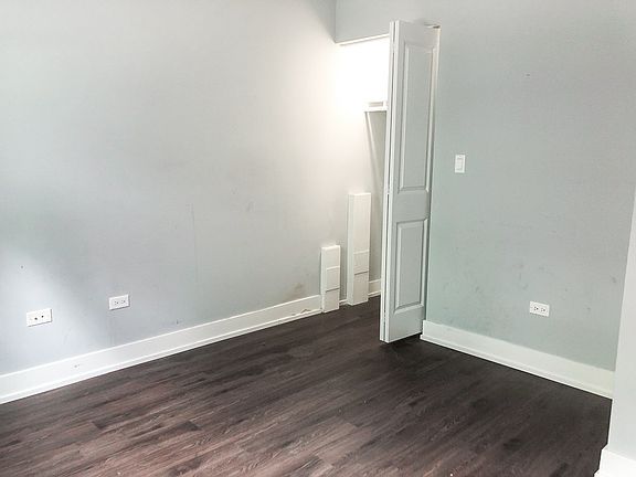 5th image of 1820 W Byron St #1822-3D