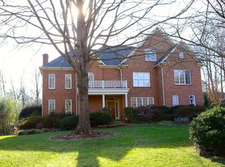 3 Braswell Ct, Greensboro, NC 27408