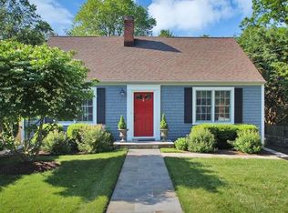 22 Elm St, Darien, CT 06820