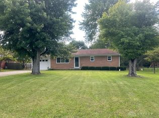 2210 S Burnett Rd, Springfield, OH 45505