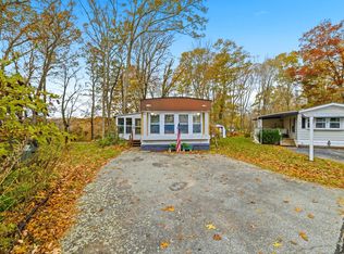 28 Golden Spur, Stonington, CT 06378