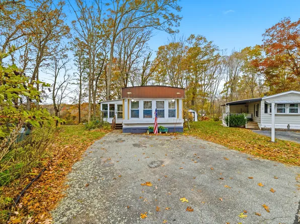 28 Golden Spur, Stonington, CT 06378