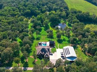 10107 Noah Rd, Gravette, AR 72736