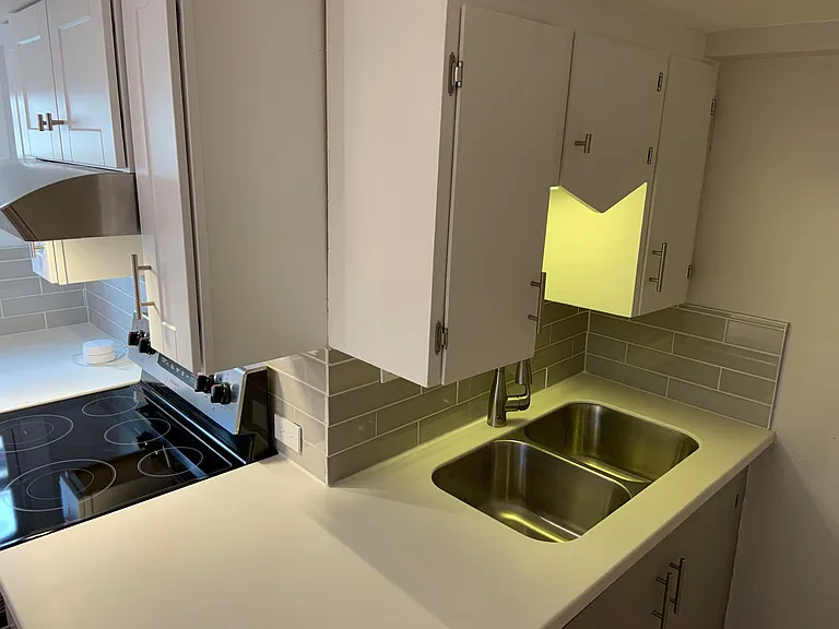 605 Edwards St #B — Photo 19