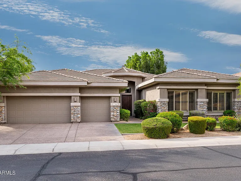 7940 E Quill Ln — Photo 8