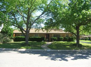 8413 Mojave Trl, Fort Worth, TX 76116