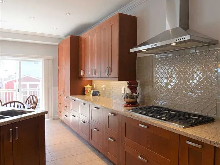 1599 Coldstream Dr — Photo 5