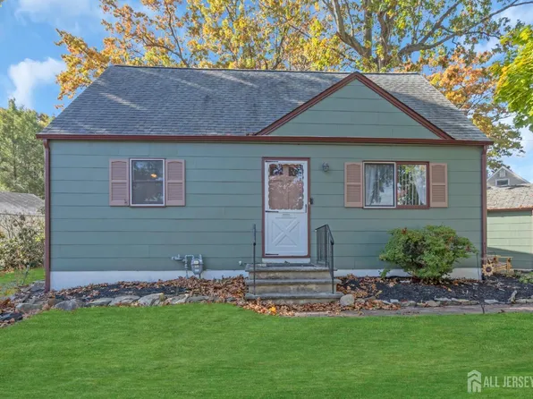 12 Winslow Ave, East Brunswick, NJ 08816