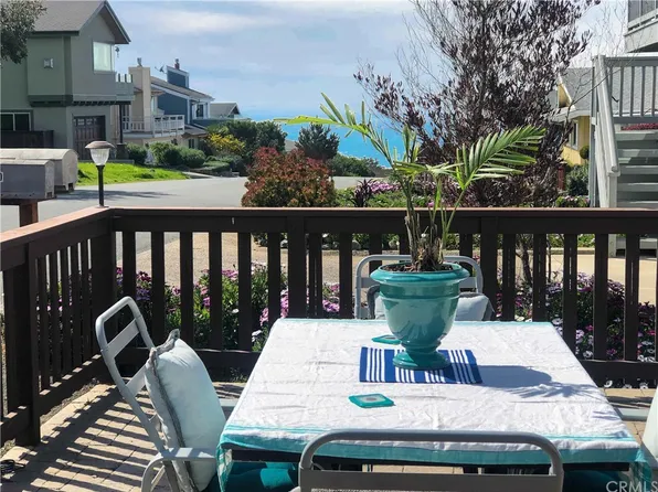 499 Cambridge St, Cambria, CA 93428